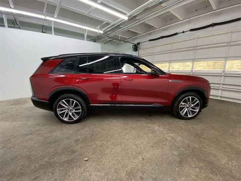 Certified 2026 Cadillac Vistiq Sport w/ LPO, Floor Liner Package image 7