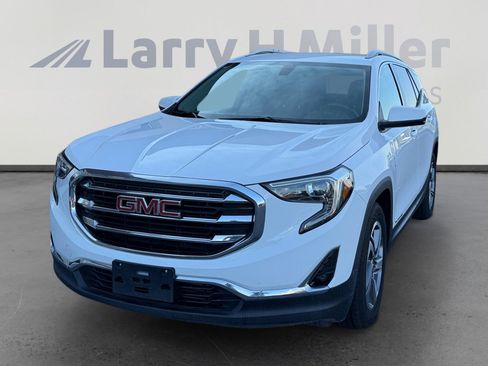 Used 2019 GMC Terrain SLT image 1