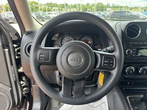 Used 2017 Jeep Patriot Sport w/ Power Value Group FWD image 15