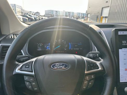 Used 2022 Ford Edge SEL w/ Convenience Package image 9