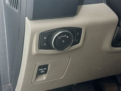 Used 2018 Ford F150 XL w/ Equipment Group 101A Mid image 12