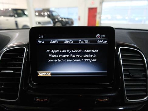 Used 2018 Mercedes-Benz GLS 550 4MATIC image 32