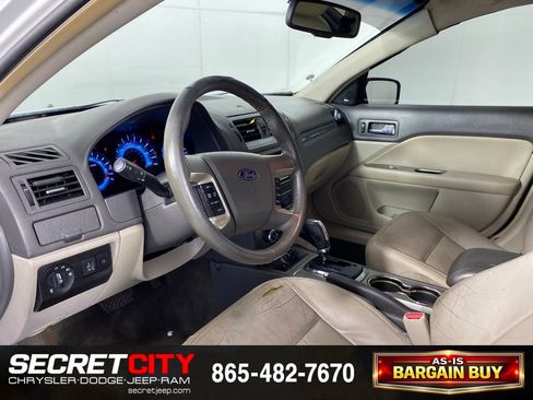 Used 2010 Ford Fusion SEL FWD image 11