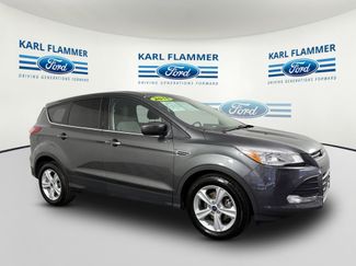 Used 2015 Ford Escape SE FWD video 1