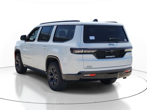 New 2026 Jeep Grand Wagoneer Limited AWD/4WD image 4