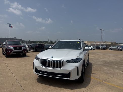 Used 2024 BMW X5 sDrive40i RWD image 5