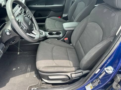 Used 2023 Kia Forte LXS FWD image 11