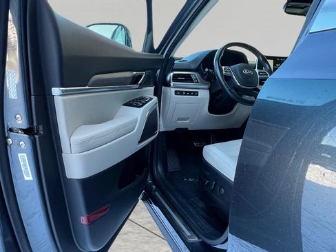 Used 2021 Kia Telluride SX w/ SX Prestige Package image 18
