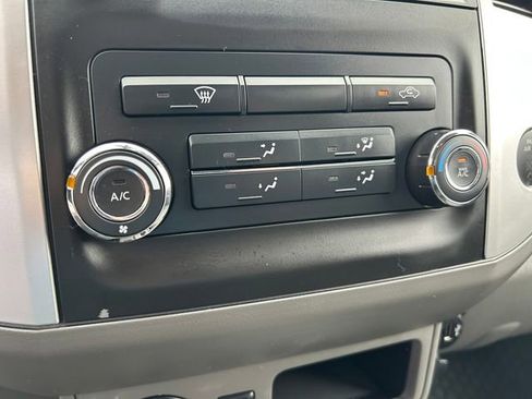 Used 2019 Nissan Frontier SV AWD/4WD image 26