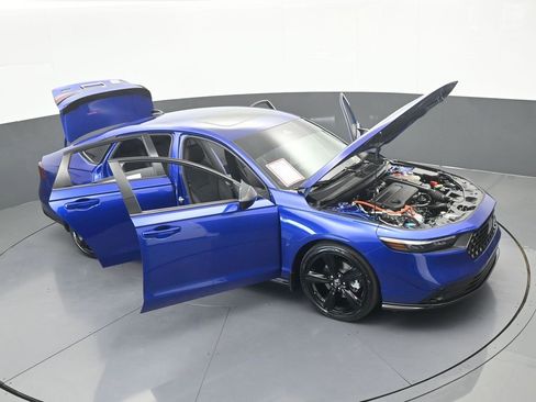 Used 2024 Honda Accord Sport image 69