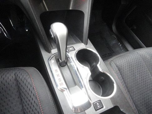 Used 2011 GMC Terrain SLE image 13