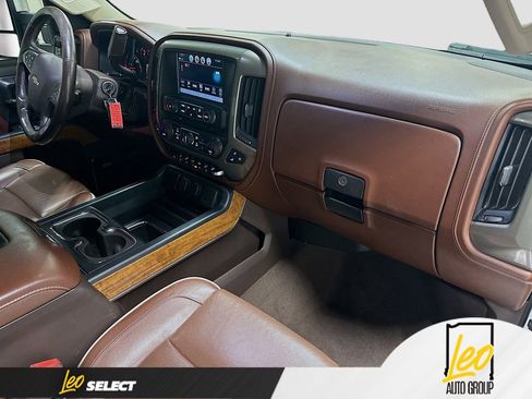 Used 2019 Chevrolet Silverado 3500 High Country AWD/4WD image 32