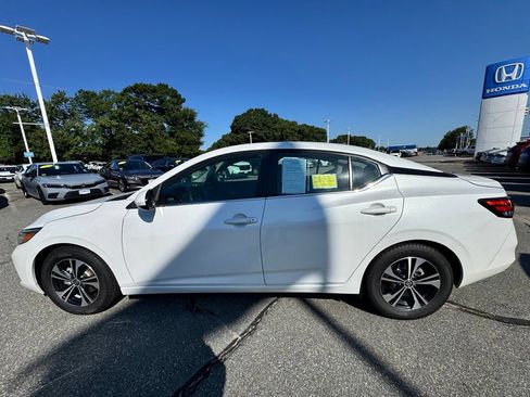 Used 2023 Nissan Sentra SV w/ All-Weather Package FWD image 2