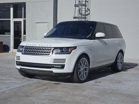 Used 2016 Land Rover Range Rover Supercharged image 3