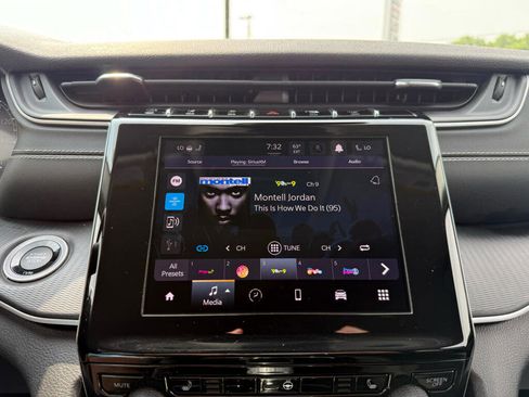 Used 2023 Jeep Grand Cherokee L Laredo w/ Luxury Tech Group I image 27