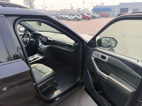 Used 2023 Ford Explorer Timberline w/ Timberline Technology Package AWD/4WD image 32