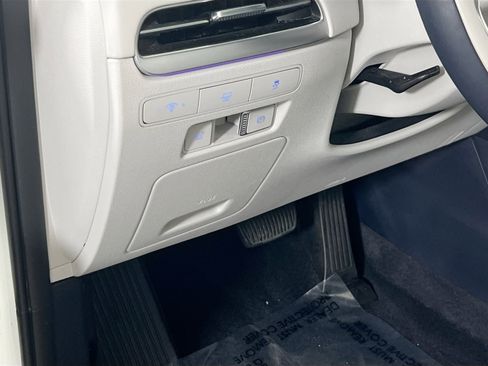 Used 2023 Hyundai Palisade Calligraphy image 10