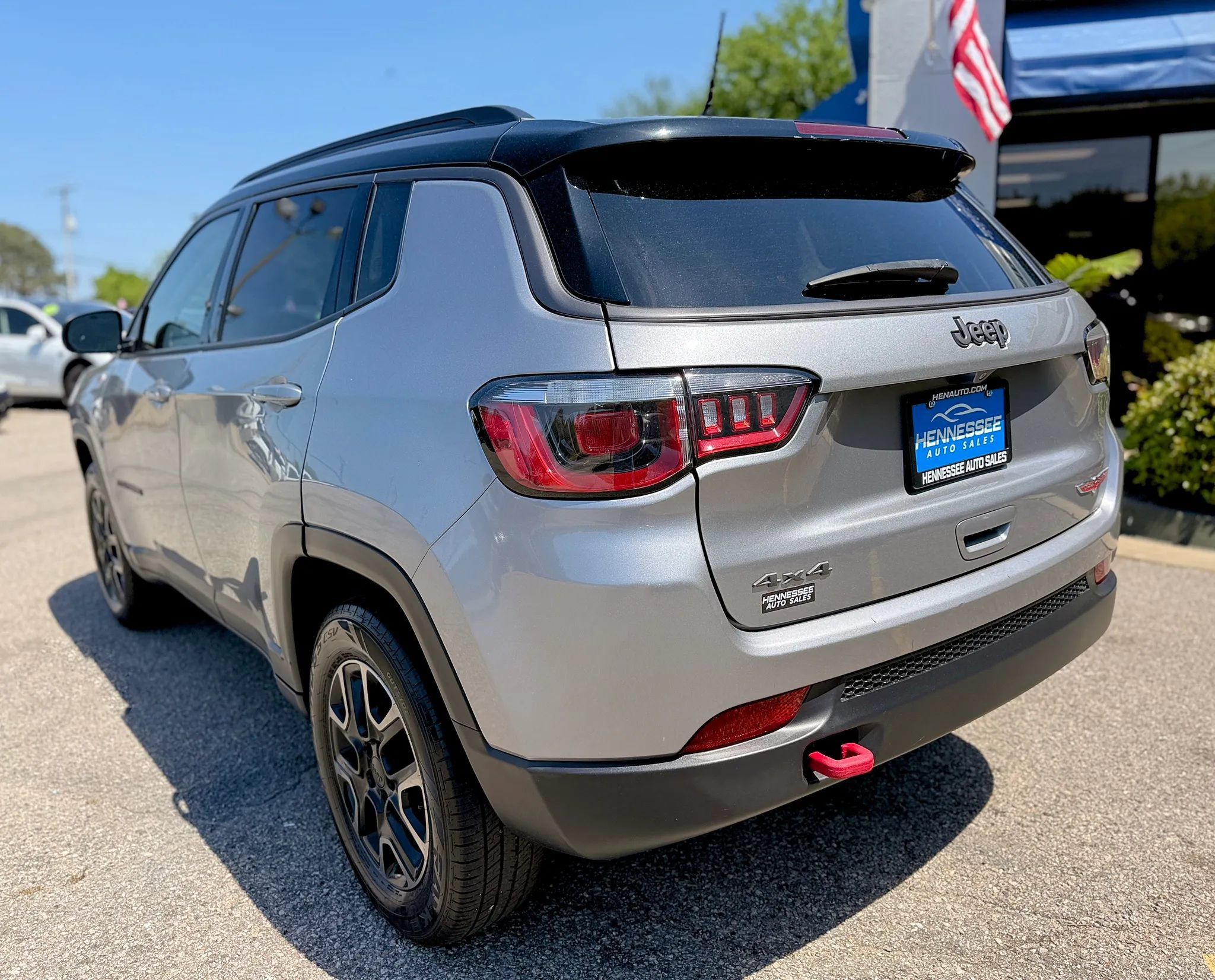 Used 2019 Jeep Compass Trailhawk w/ Cold Weather Group AWD/4WD image 19