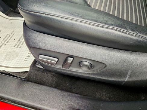 Used 2023 Toyota Highlander XSE AWD/4WD image 12