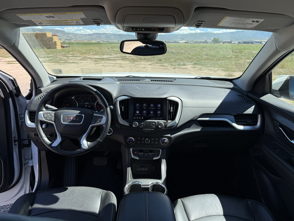 Used 2022 GMC Terrain SLT w/ Tech Package AWD/4WD image 30