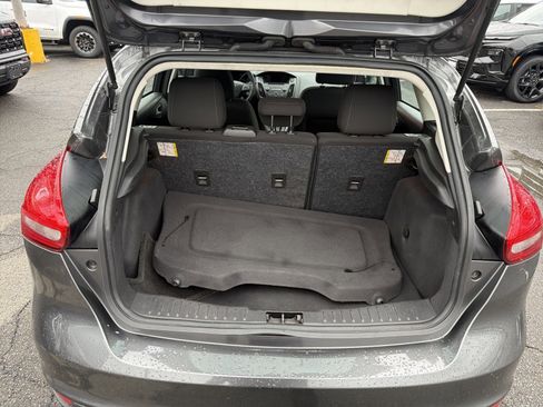 Used 2015 Ford Focus SE image 24