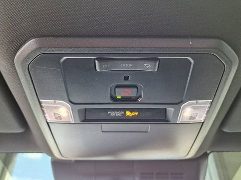 Used 2025 Toyota Tacoma TRD Sport image 20