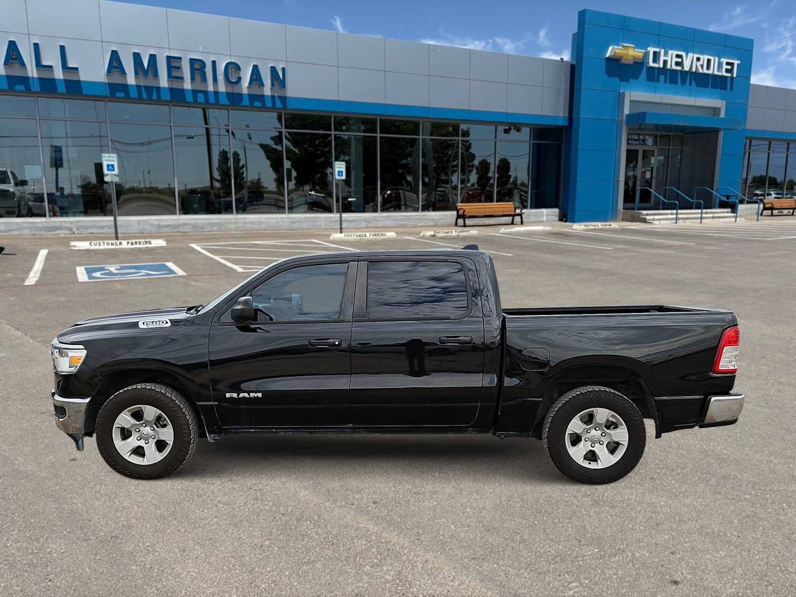 Used 2023 RAM 1500 Lone Star AWD/4WD image 5