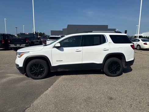 Used 2019 GMC Acadia SLT AWD/4WD image 4