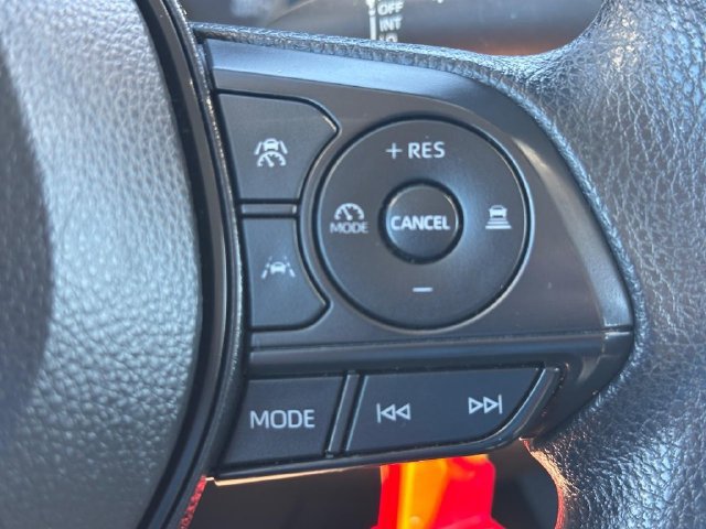 Used 2024 Toyota Corolla LE FWD image 17