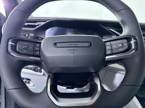 New 2026 Jeep Cherokee Overland w/ Advanced Pro Tech Group AWD/4WD image 23