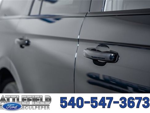 New 2025 Ford Expedition Platinum w/ Stealth Performance Package image 21