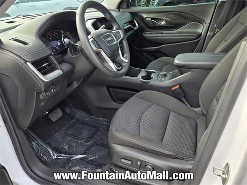 Used 2022 GMC Terrain SLE w/ Driver Convenience Package image 8