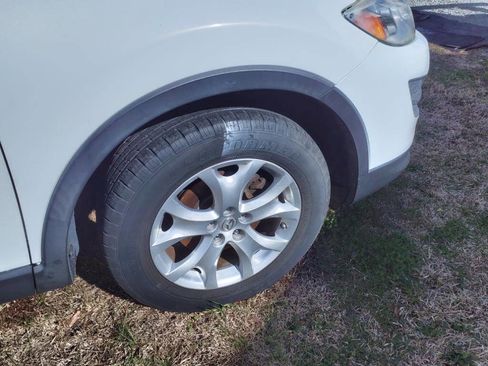 Used 2011 MAZDA CX-9 Touring image 4