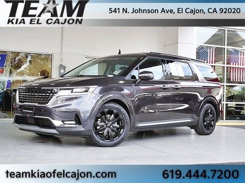 Certified 2022 Kia Carnival SX Prestige image 2