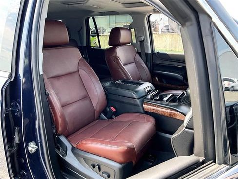 Used 2020 Chevrolet Tahoe Premier w/ Premier Plus Edition AWD/4WD image 11