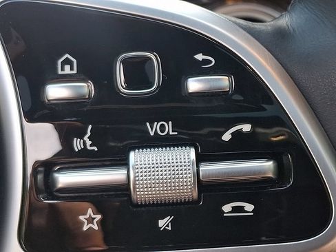 Used 2019 Mercedes-Benz E 450 4MATIC Wagon image 24