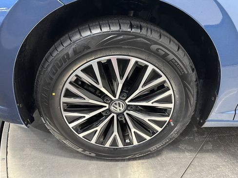 Used 2019 Volkswagen Jetta SEL FWD image 9