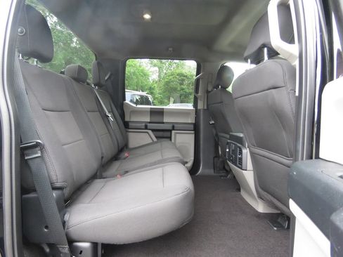 Used 2018 Ford F150 XL w/ Equipment Group 101A Mid AWD/4WD image 16
