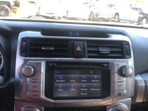 Used 2016 Toyota 4Runner SR5 image 18