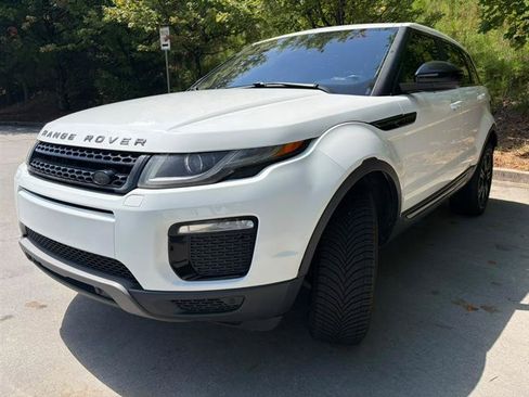 Used 2017 Land Rover Range Rover Evoque SE Premium AWD/4WD image 3