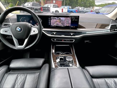 Certified 2026 BMW X7 xDrive40i AWD/4WD image 6