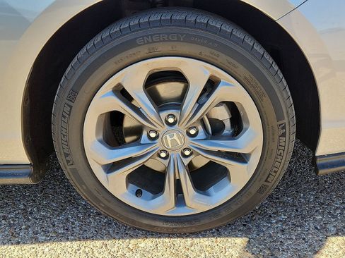 Used 2024 Honda Accord EX image 7