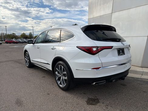 Certified 2024 Acura MDX w/ Technology Package AWD/4WD image 8