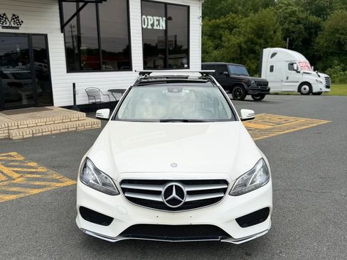 Used 2016 Mercedes-Benz E 350 4MATIC Wagon w/ Premium Package image 2