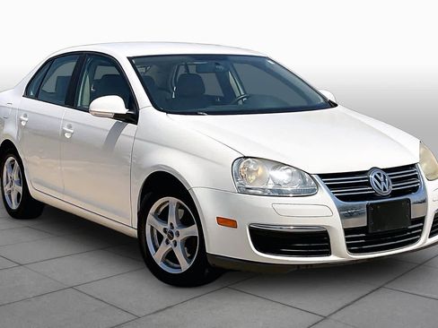 Used 2008 Volkswagen Jetta S FWD image 2