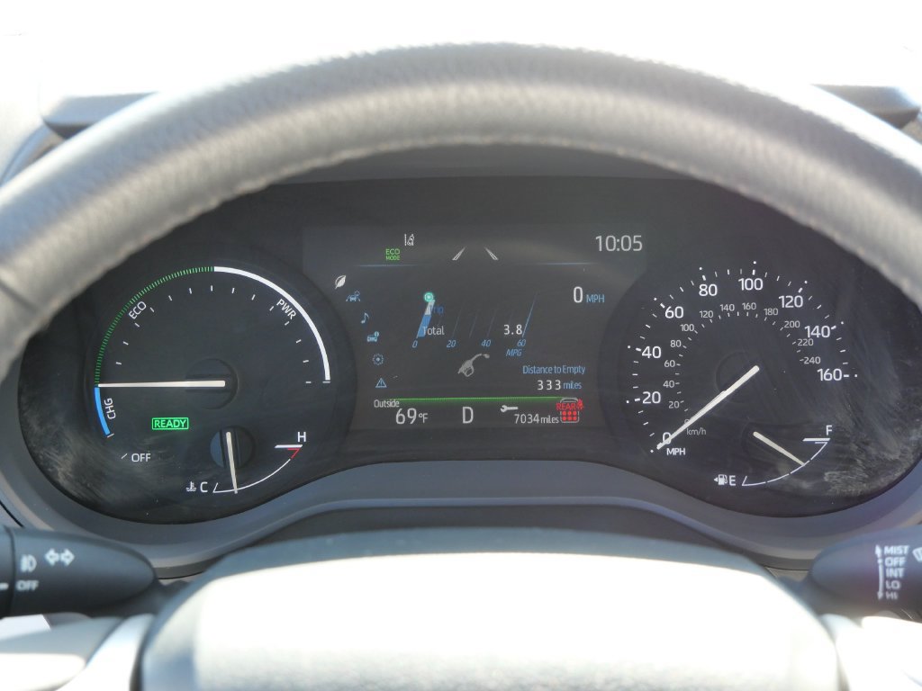 Certified 2026 Toyota Sienna XLE FWD image 25