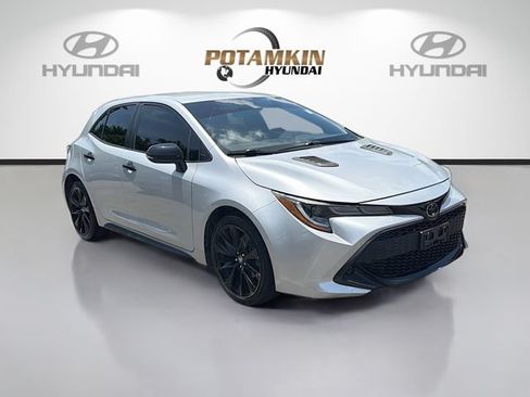 Used 2022 Toyota Corolla SE FWD image 3