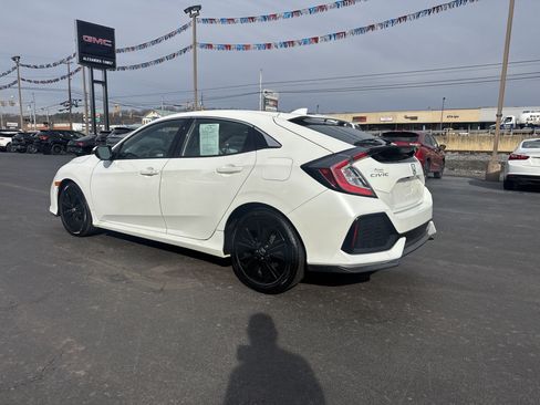 Used 2018 Honda Civic EX image 7