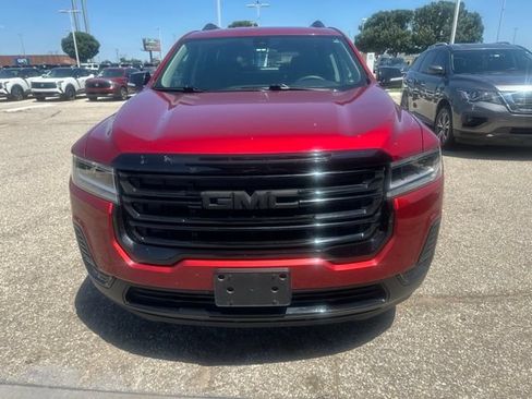 Used 2023 GMC Acadia SLE w/ Elevation Edition FWD image 2