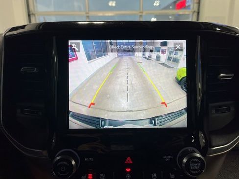 Used 2019 RAM 1500 Laramie image 25